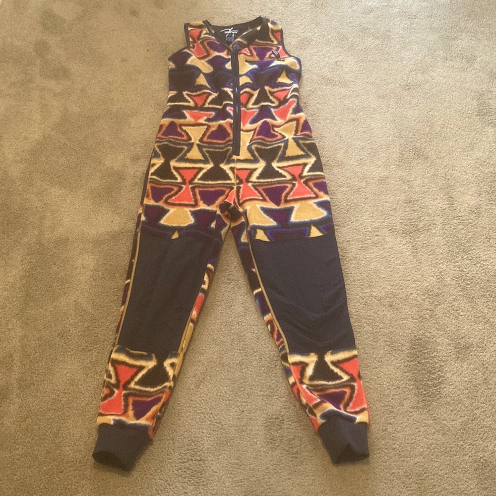 NWOT Rare, women’s small limited edition Patagonia synchilla fleece jumpsuit